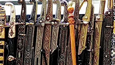 antika kılıç alanlar